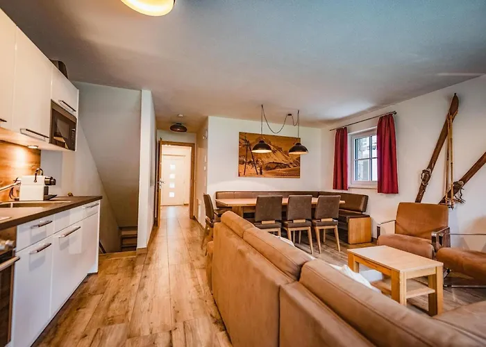 Elise Alpehytte Wald im Pinzgau