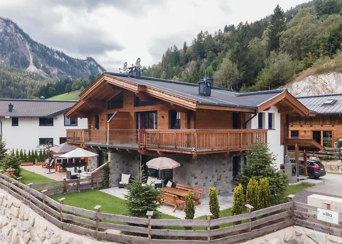 Elise Alpehytte Wald im Pinzgau